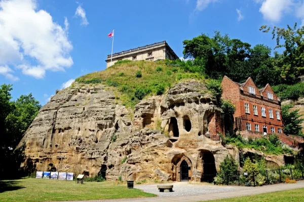 Nottingham-Castle-iStock-521264201-1200×797